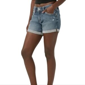 NWT Silver Jeans Co Mid Rise Denim Boyfriend Shorts Size 33